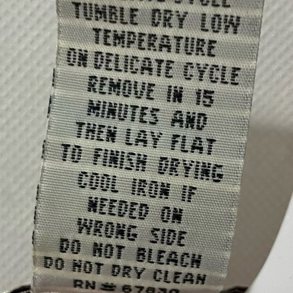 Red top  3/4 length sleeves, size large, detailing around the neck - Picture 4 of 5